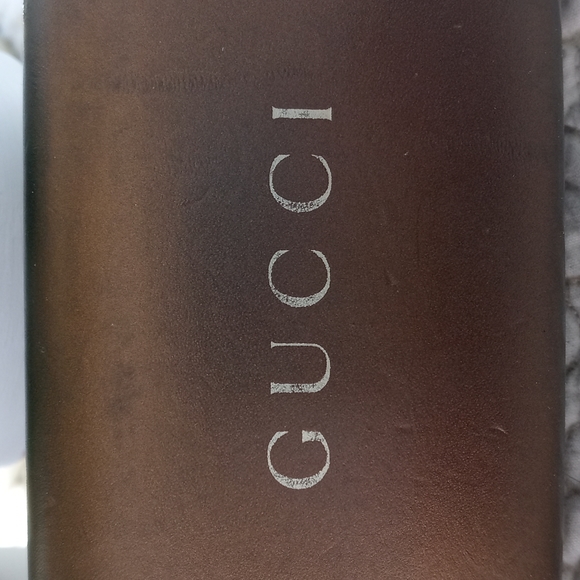 GUCCI GOLD EYE GLASS HARDCASE - Picture 3 of 7